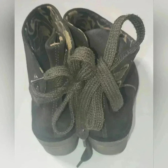 Fly London Yama Wedge Suede Army Green Lace Strap Ankle Bootie Sz7.5/ 8 US - Picture 4 of 12